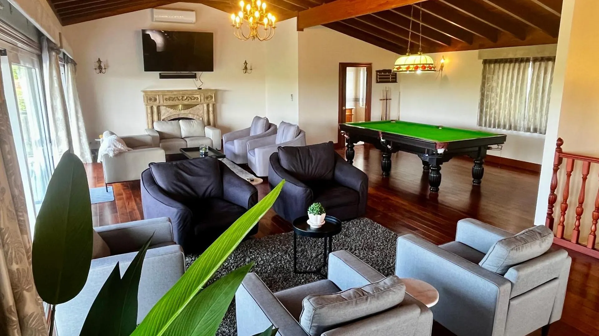 The Lodge - Brisbane